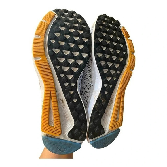 Nike Running Sneakers Mens 9.5 Athletic Lace Up White Black Walking Shoes - Picture 6 of 10